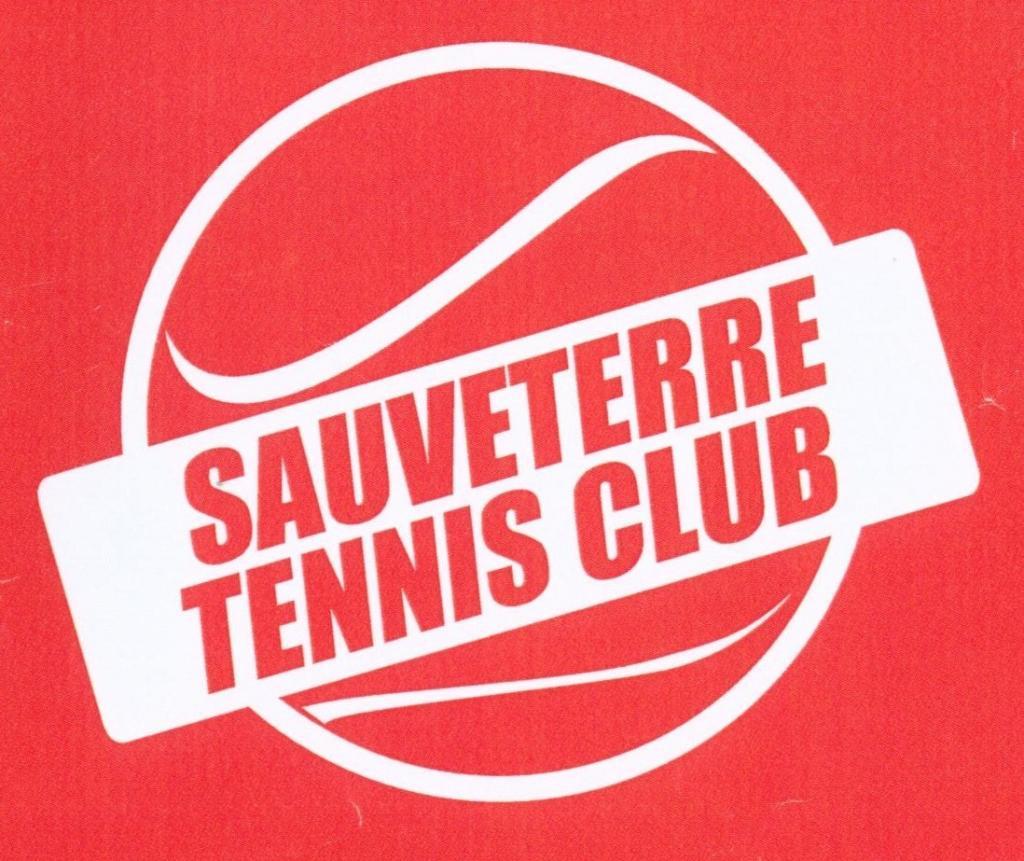 logo tennis club